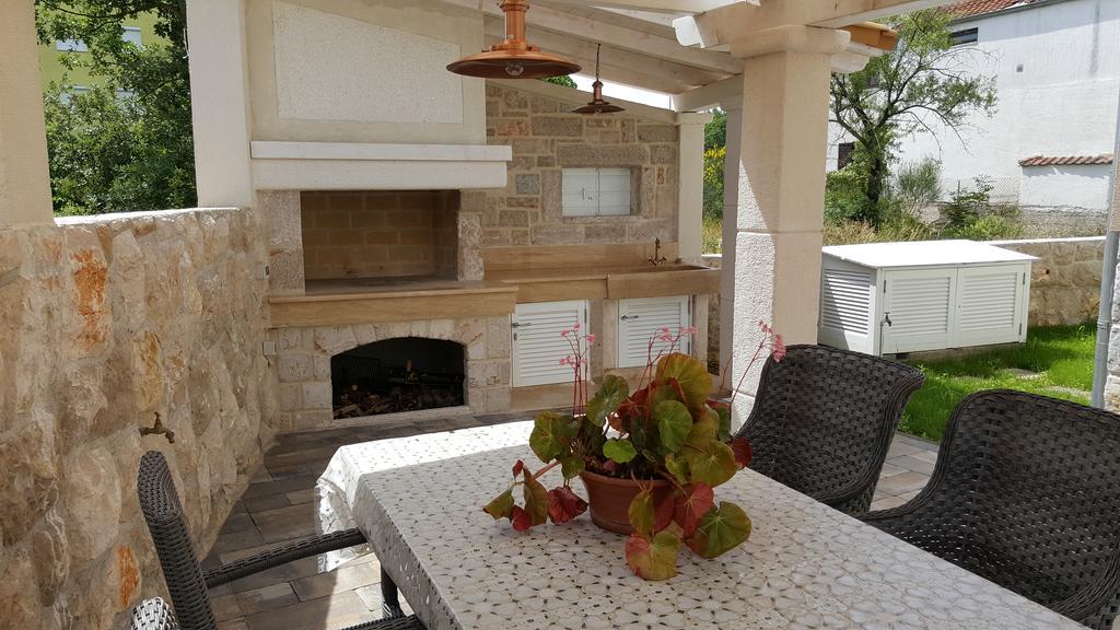 Apartments Rustic Biograd Na Moru Exterior photo